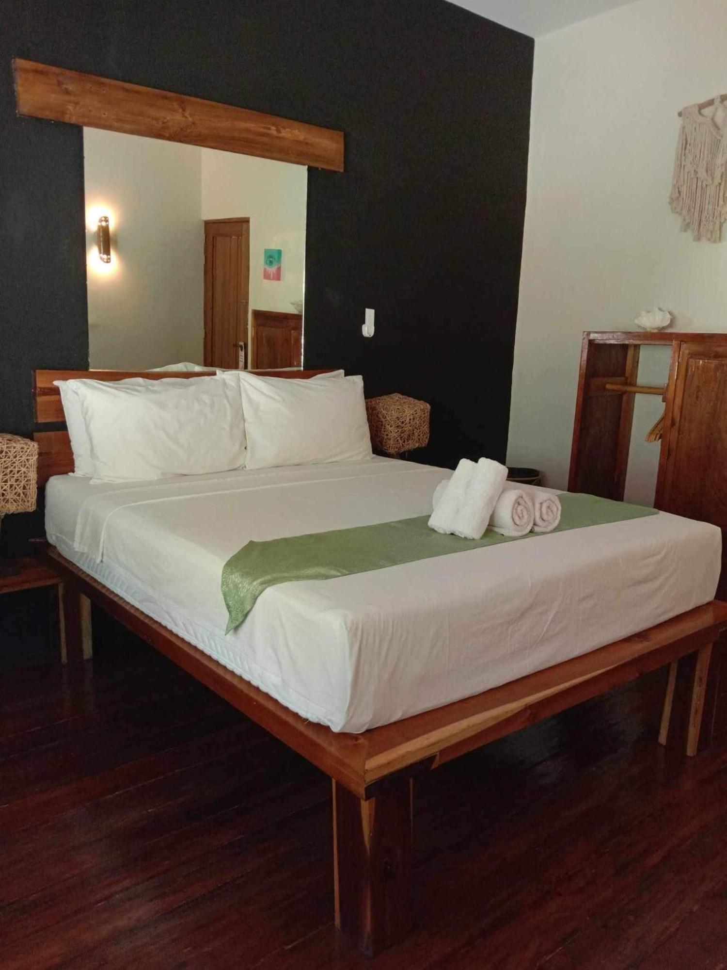 Happiness Boutique Hotel