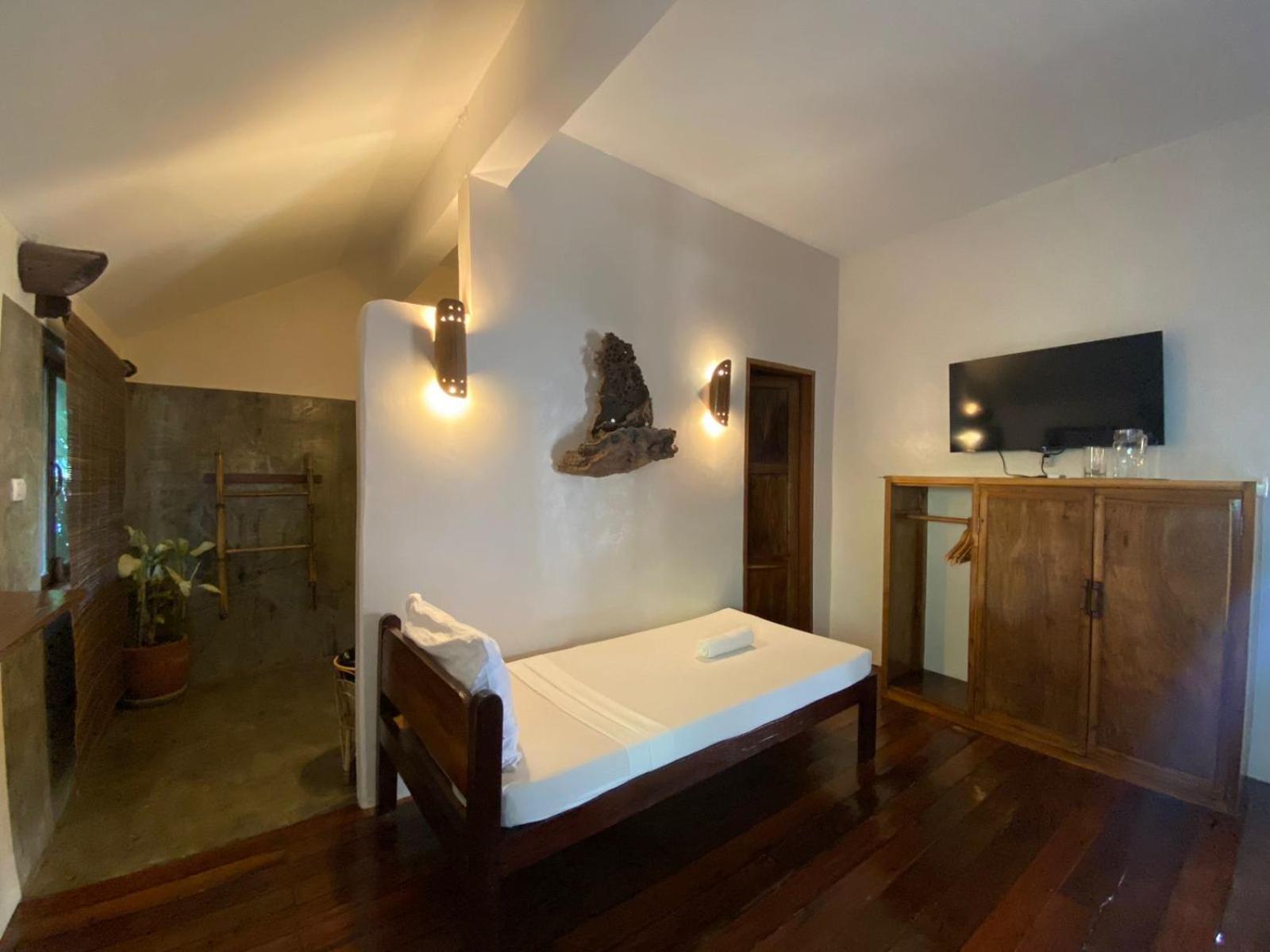Happiness Boutique 2* El Nido