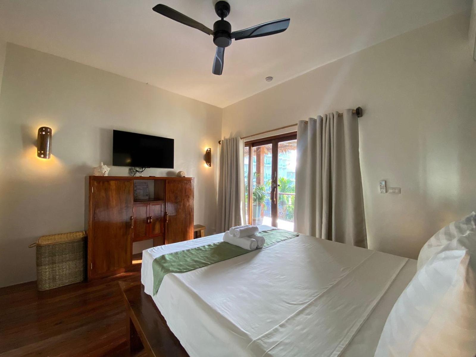 Hotel Happiness Boutique 2*