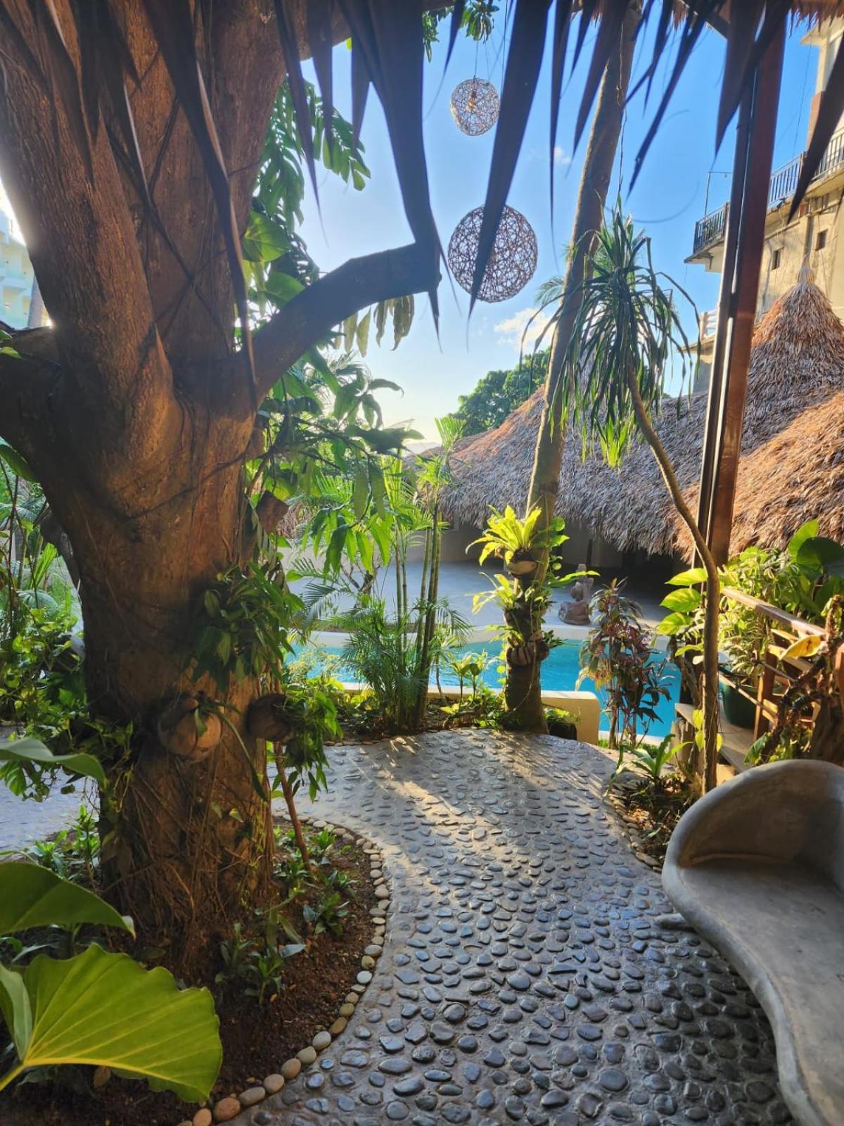 Happiness Boutique Hotel