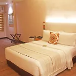 Cuna Hotel
