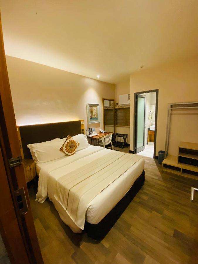 Cuna Hotel
