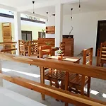 Hutch Lodging House