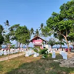 Eastwind Beach Club- El Nido