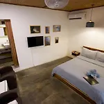Fisheye The Rooms - Room 2