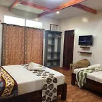 Mananquil Travel Lodge