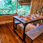 Barya Lang Villa- Native Villa With Jeepney Room