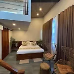 Lio Villas Resort