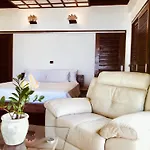 Dolarog Beach Resort