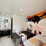 Julz El Nido Inn