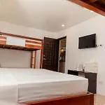 Dengi Inn El Nido