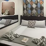Dreamland Budget Room
