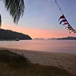 Dk2 Resort - Hidden Natural Beach Spot - Direct Tours & Fast Internet