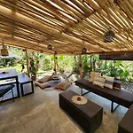 Villamm With Pool