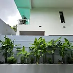 Serene Villa Icaro In Downtown El Nido With Cliff View