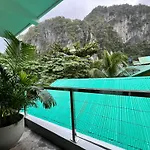 Serene Villa Icaro In Downtown El Nido With Cliff View