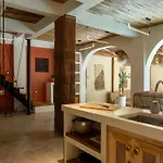 Dilaw Villa