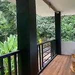 Paradiso Hostel Extension