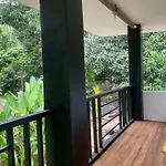Paradiso Hostel Extension