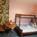 C Djacob Haven And Tourist Inn
