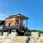 Off Grid Explorers