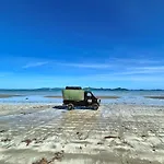 Off Grid Explorers