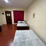 Apt 5 - Christmark Pension
