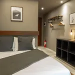 Lakwa Motel