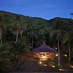 Eco Sanctuaries Nature Lodge Nacpan Beach, El Nido