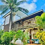 Suites By Eco Hotels