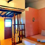 Lexias Hostel And Workingspace El Nido