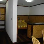 Coral Bay Resort