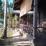 Coral Bay Resort