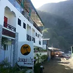 Joaquinn\'S Bed And Breakfast