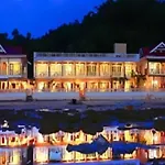 El Nido Beach Hotel