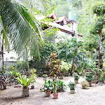 La Soledad Guest House