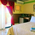 Four Seasons Seaview Hotel