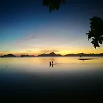 Four Seasons Seaview Hotel