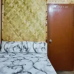 Fn-Lar\'S Budget Rooms