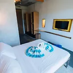 Frendz Hostel El Nido