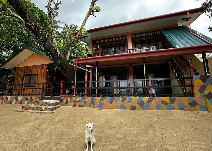 Fabregas Beach Cottages