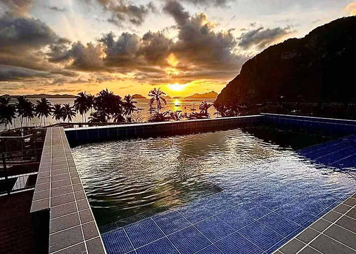 Maya Hostel El Nido