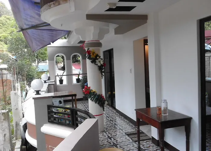 Vali-Joe Travel Lodge