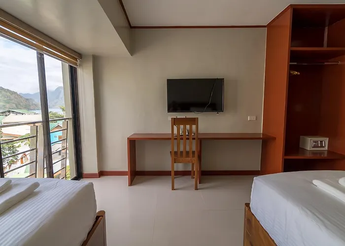 Coral Cliff Hotel
