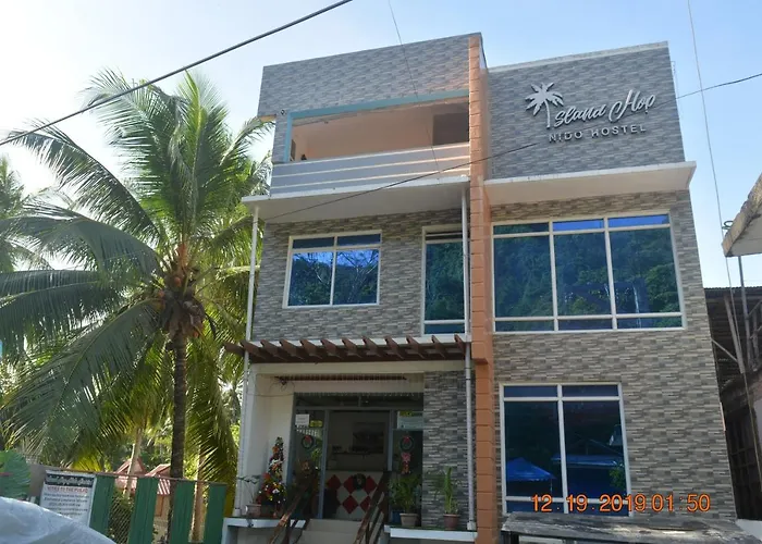 Oyo 712 Island Hop Nido Hostel