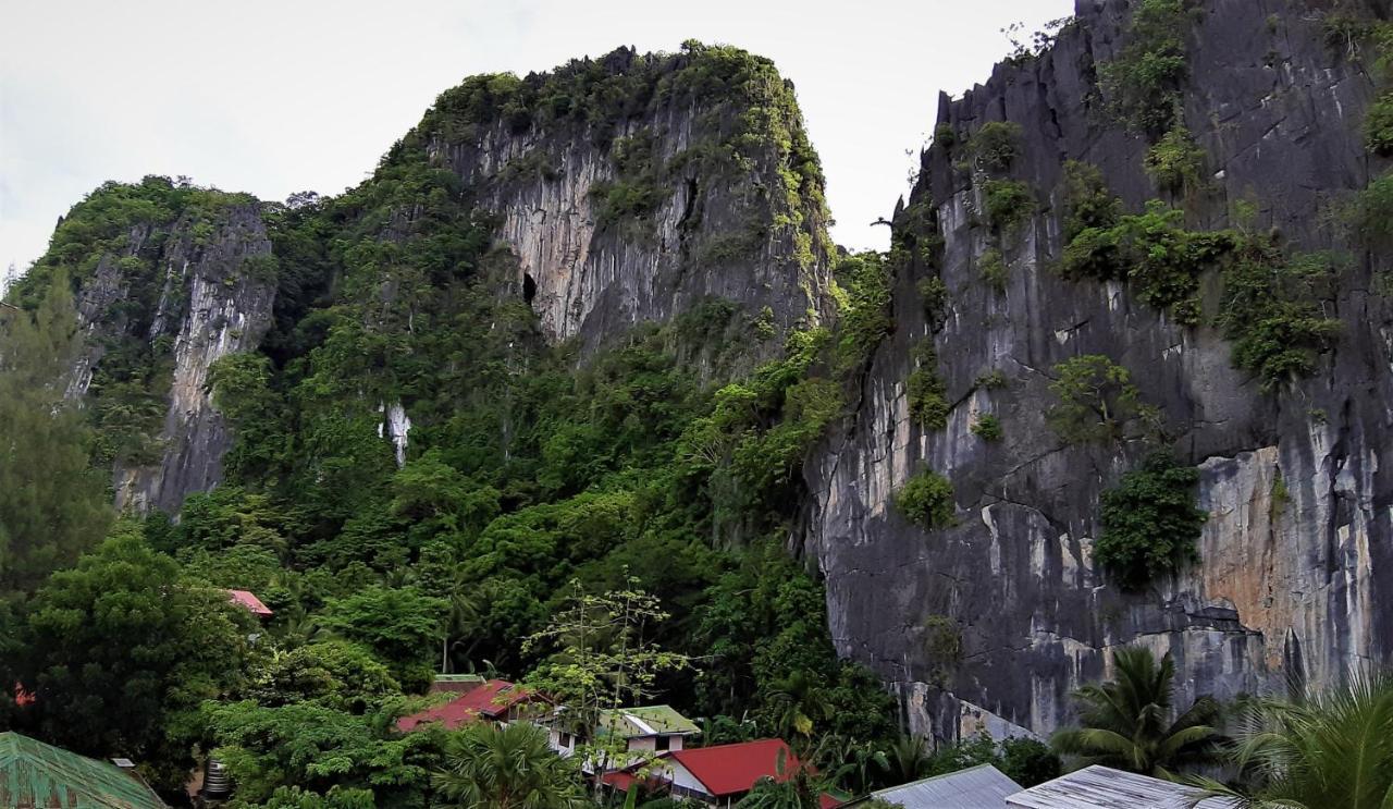 Laule'a * El Nido