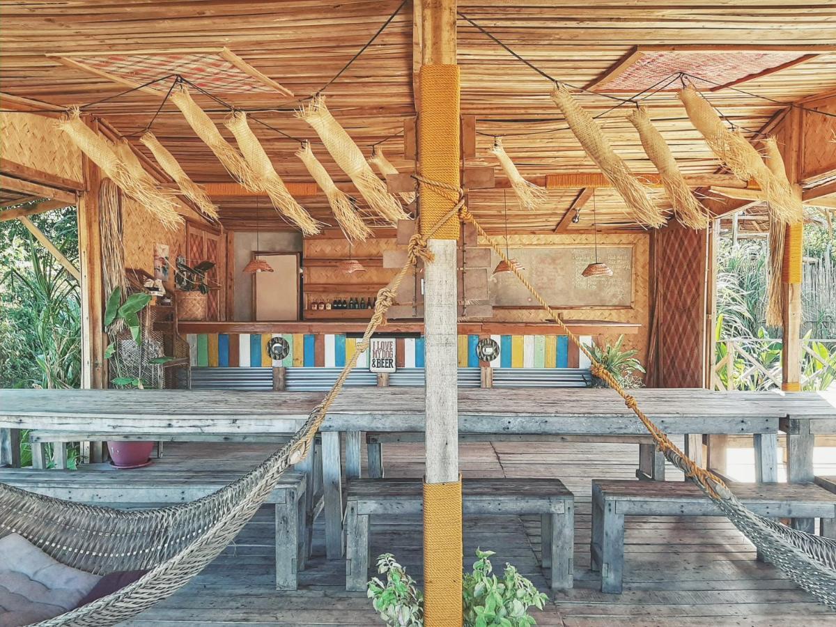 Glamping De Nacpan El Nido