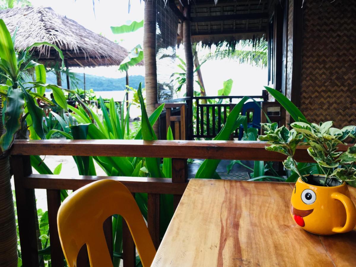 Zhaya's & Inn El Nido