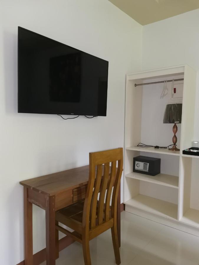 Bed & Breakfast Layang Layang