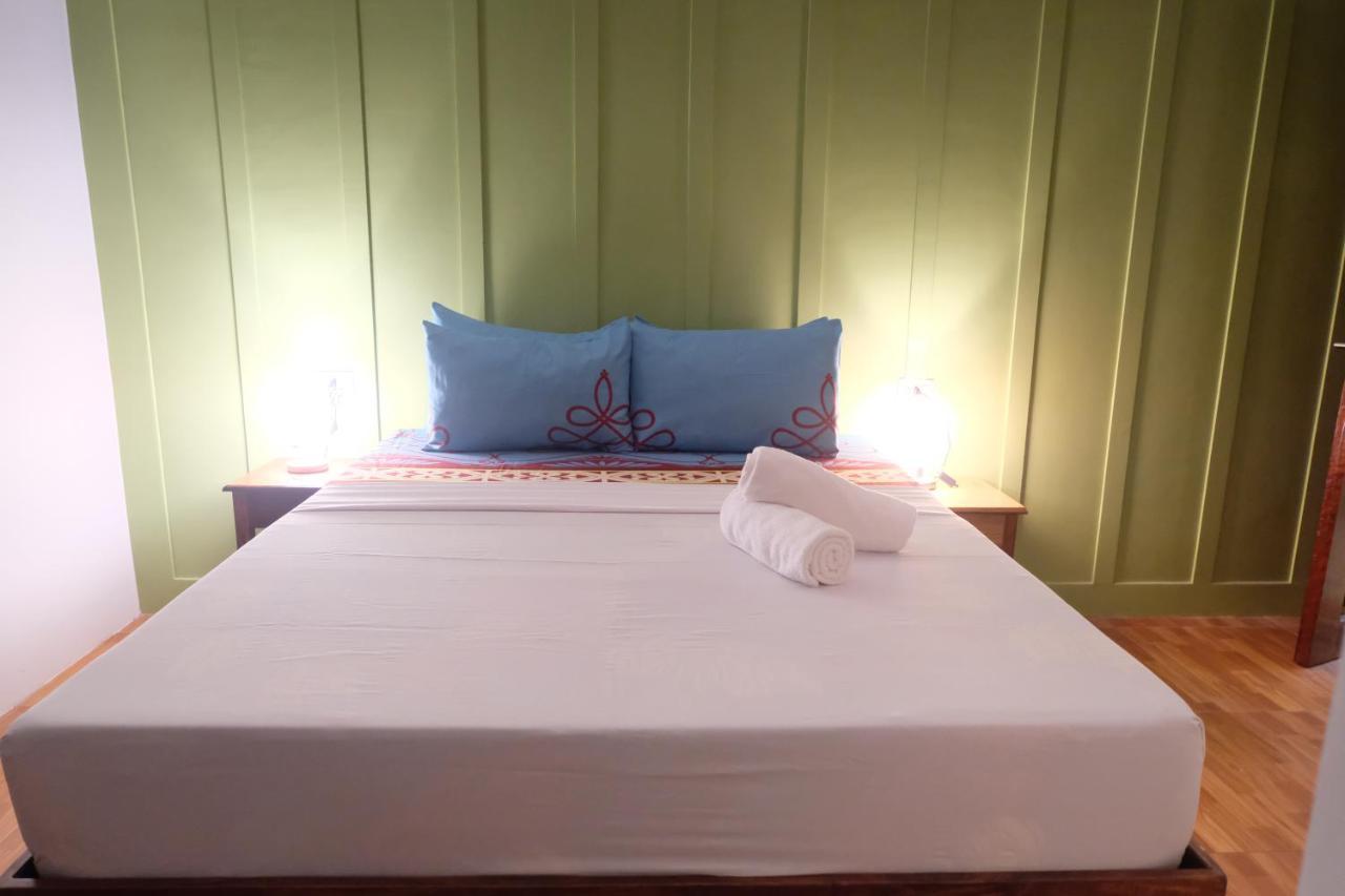 Lodge Mananquil Travel El Nido